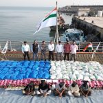 गुजरात के पोरबंदर में समुद्री सीमा पर 3300Kg ड्रग्स बरामद, कीमत 2 हजार करोड़ रुपए से ज्यादा